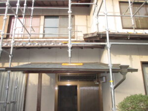 亀山市で外壁塗り替え工事をしています☆彡